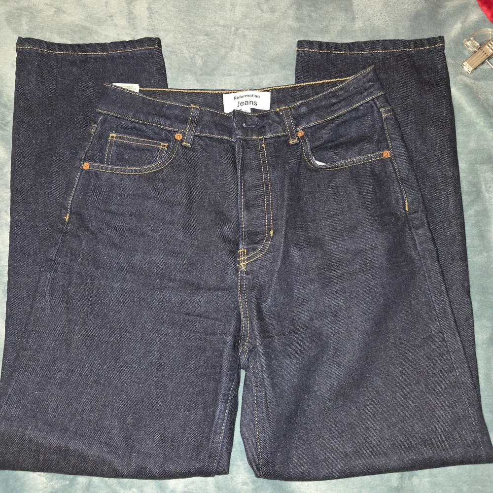 Reformation Cynthia High Rise Straight Jeans. - Picture 2 of 5
